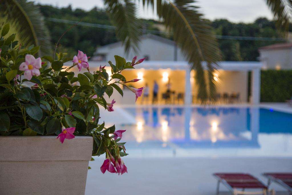 Hotel Giardino Suites And Spa - Нумана Удобства фото